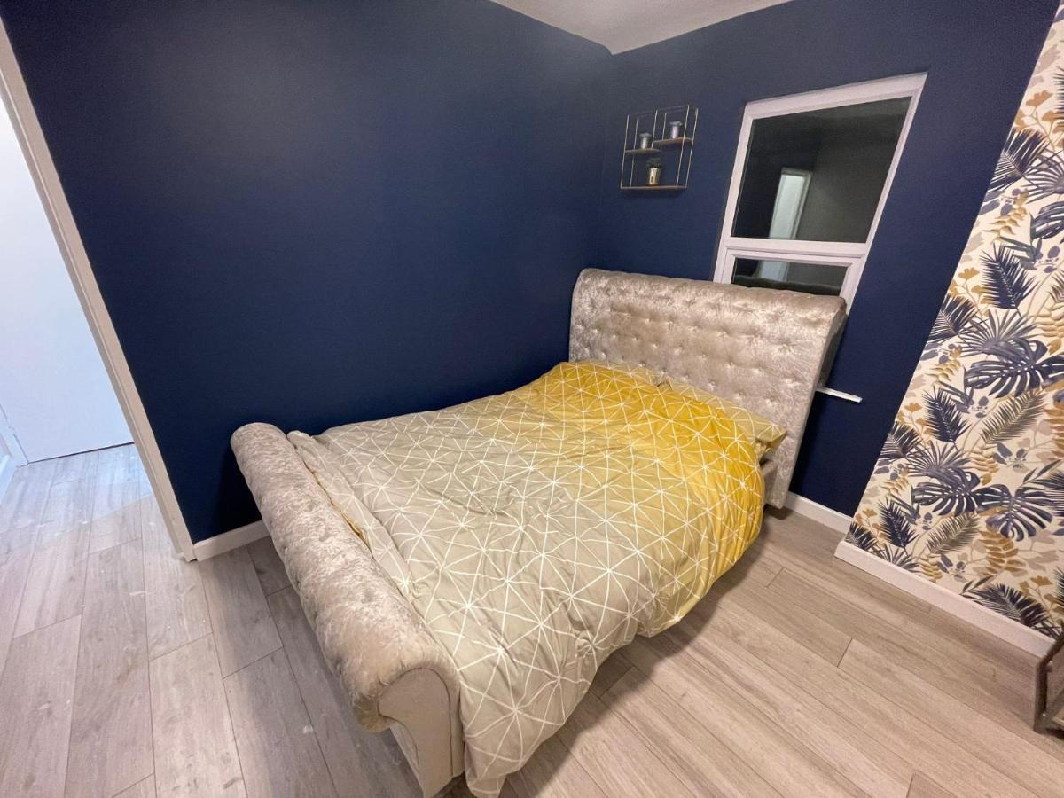 Selection Of Stylish Apartments Within Walking Distance Of Cardiff City Centre Екстериор снимка